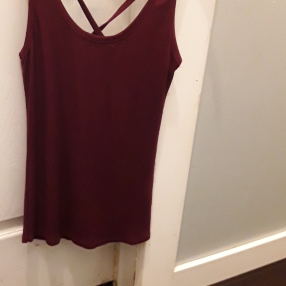 Women Strap Tanktop Red Ribbed - Picture 2 of 4